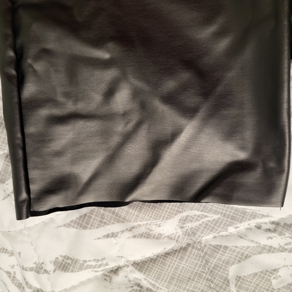 Vinyl pants - Picture 4 of 5